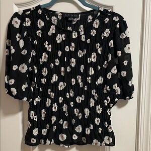 Sanctuary Black Floral Smocked Puff Sleeve Blouse